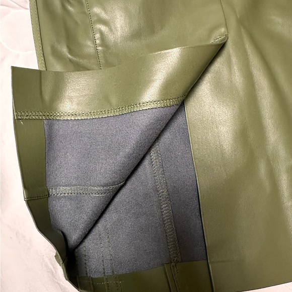 IVY PARK x Adidas Green Midi Pencil Skirt with Slit Sz XS NWT (A0315) - Picture 3 of 16